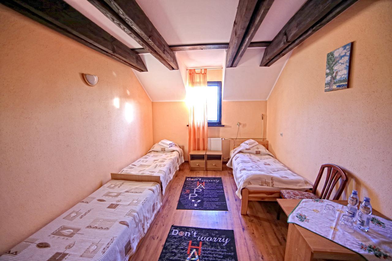 Folwark Tumiany Pokoje & Restauracja Bilik gambar