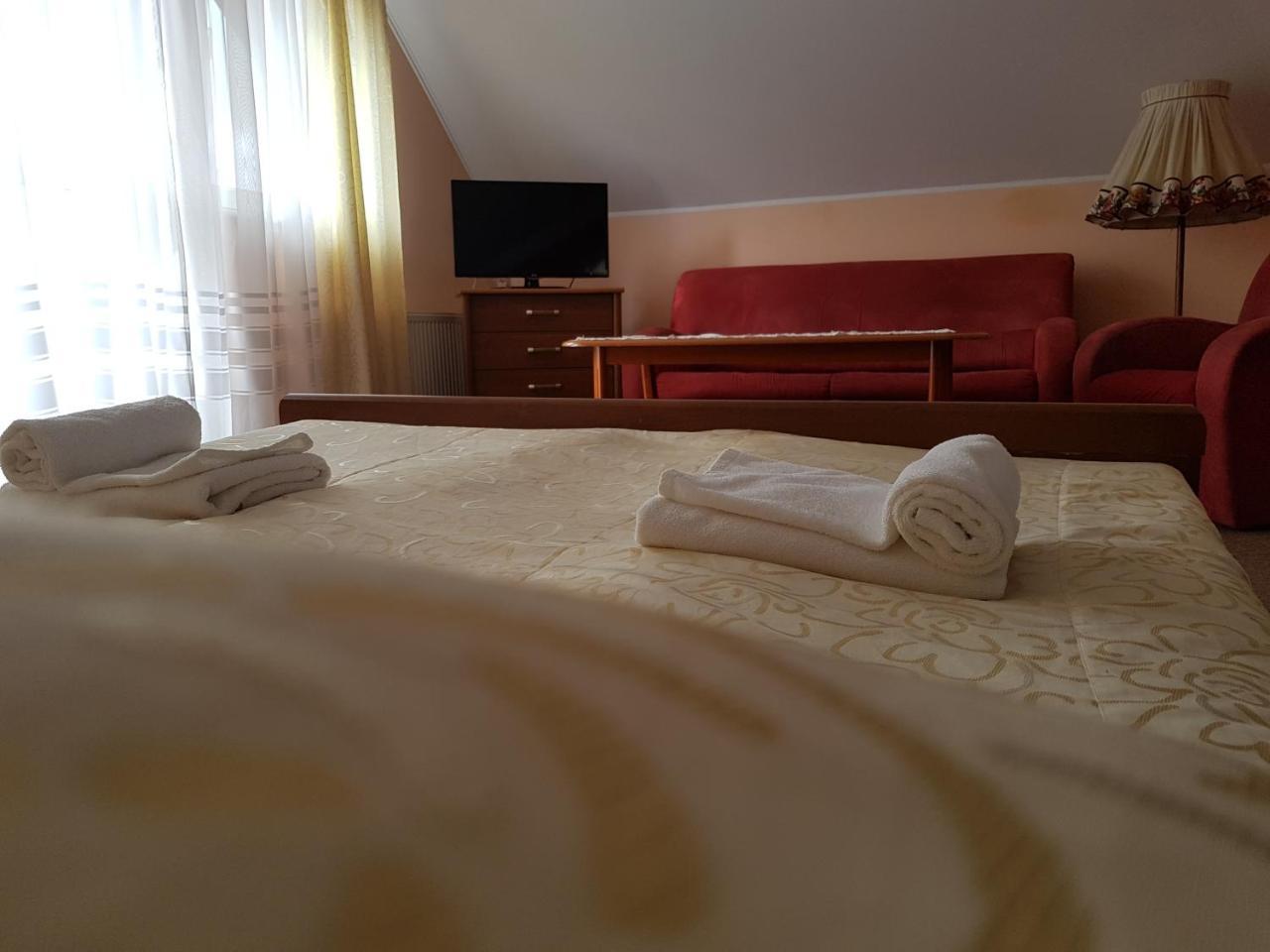 Folwark Tumiany Pokoje & Restauracja Luaran gambar